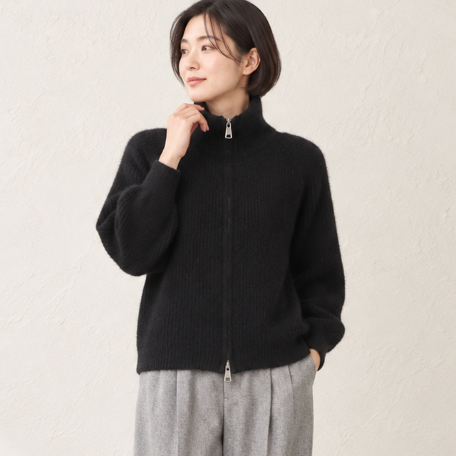 スタンドカラーリブ編みジップニット （BLACK）