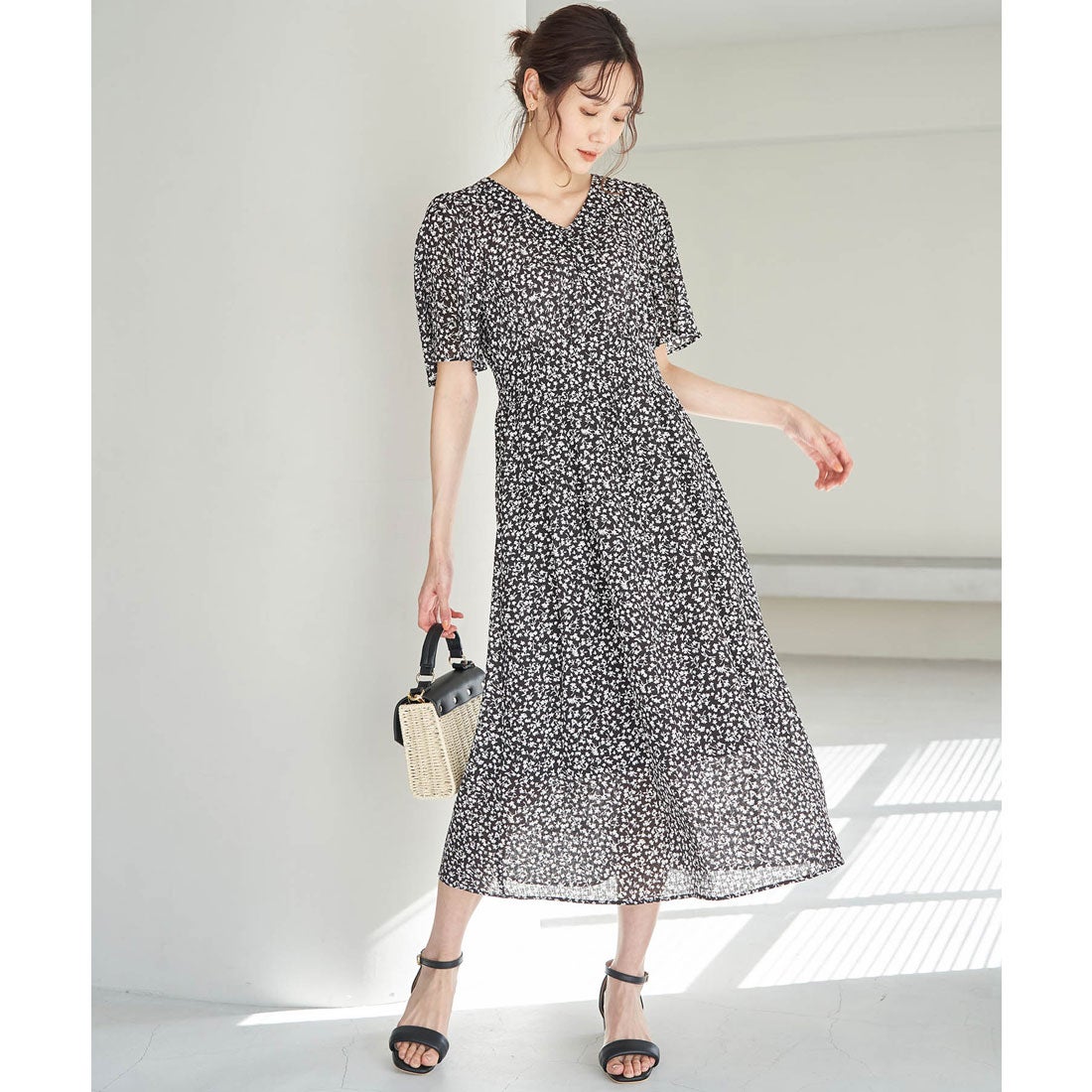 ロペピクニック ROPE' PICNIC 甘め小花柄5分袖ワンピース （グレー系