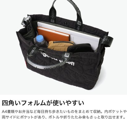 トートバッグ レディース ブランド 軽量 トート 肩掛け 斜めがけ ショルダー かわいい スヌーピー キルティング 横型 ハンドル 2WAY A4 IP.ミディアム.キルト.ピーナッツ-1N 8533 （ブラック）｜詳細画像