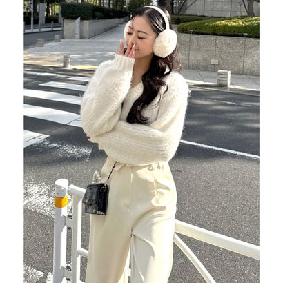 フワフワカラーニットトップス （オフホワイト）｜詳細画像