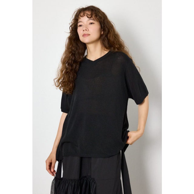 ネームパッチVネックニットトップス BLK