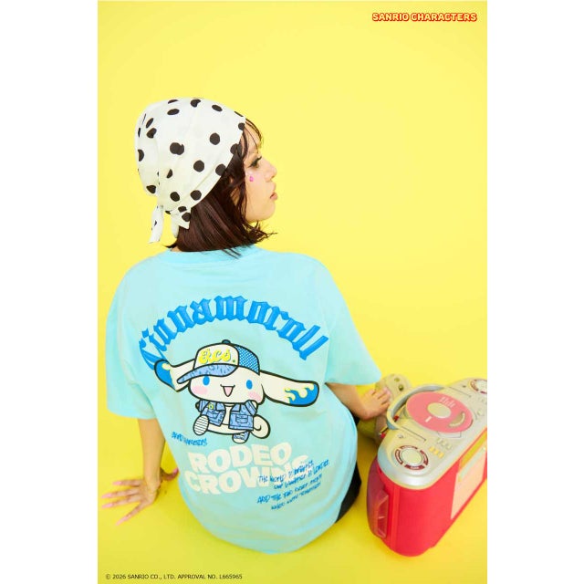 (サンリオキャラクターズ) パターンモチーフTシャツ L/BLU1