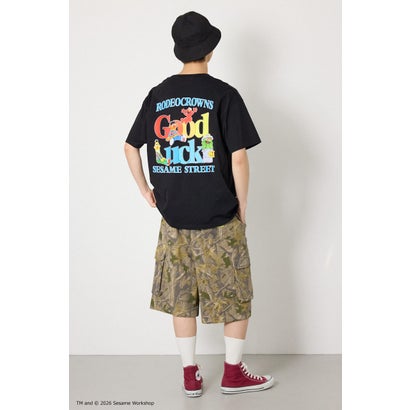 （UNISEX）(SESAMESTREET)GoodLuckTシャツ BLK｜詳細画像