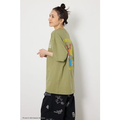 （UNISEX）(SESAMESTREET)GoodLuckTシャツ KHA｜詳細画像