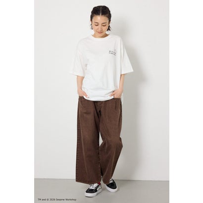 （UNISEX）(SESAMESTREET)GoodLuckTシャツ KHA｜詳細画像