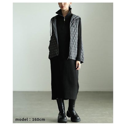 サワアラモード Sawa a la mode ドット刺繍キルティング中綿フードベスト （チャコール）｜詳細画像