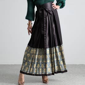 高貴さを纏うアラベスク風ラップスカート （ブラック）