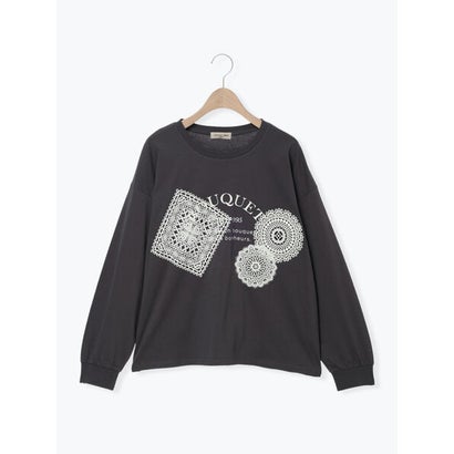 レース付きロゴプリントロングTシャツ （クリーム）｜詳細画像