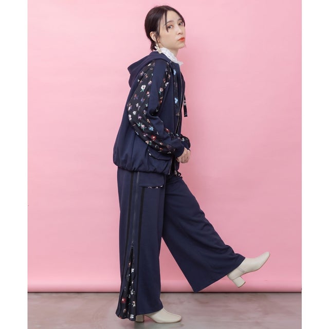 花柄切替 ジャージ風ワイドパンツ （ネイビー）