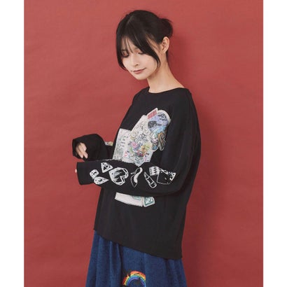 ワッペン風アップリケ刺繍Tシャツ （ブラック）｜詳細画像
