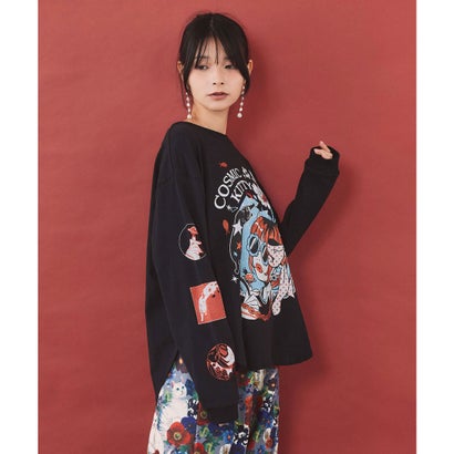 惑星ガールと宇宙ネコ柄Tシャツ （ブラック）｜詳細画像