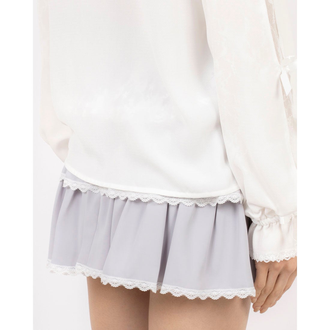 シークレットハニー Secret Honey 袖スリットレースラッフルブラウス 