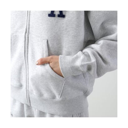 SPORTY＆RICH パーカー LA Serif Zip Hoodie ST094714669 （GY03/Heather-Gray/グレー）｜詳細画像