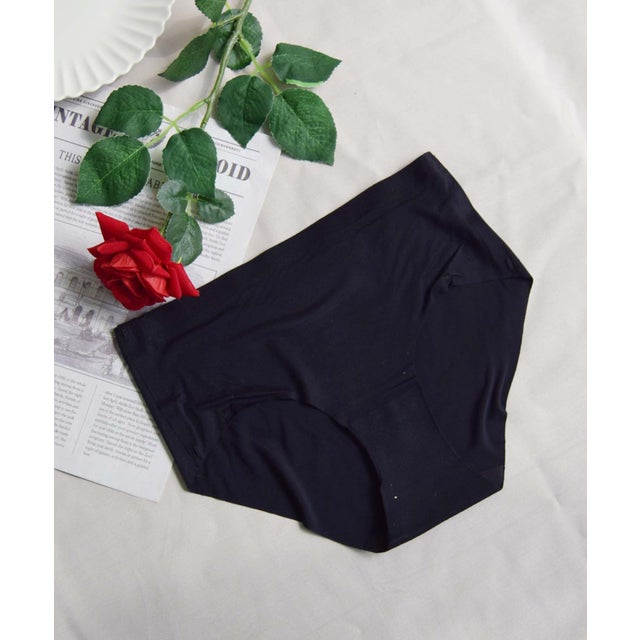 シルキー＆リッチ-ショーツ- （BLACK）