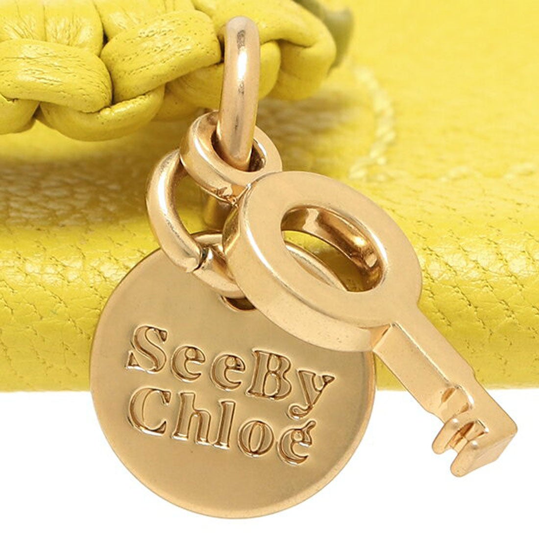 ファッション see by chloe 名刺入れ シーバイクロエ 名刺入れ ベージュ ゴールド 型番 CHS17WP579349の買取実績