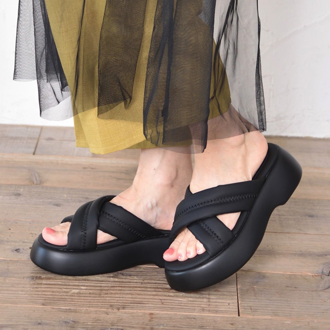 JIL SANDER パデッドクロスサンダル ブラック セセンタ sesenta パテッドダブルクロス厚底サンダル （ブラック） -靴