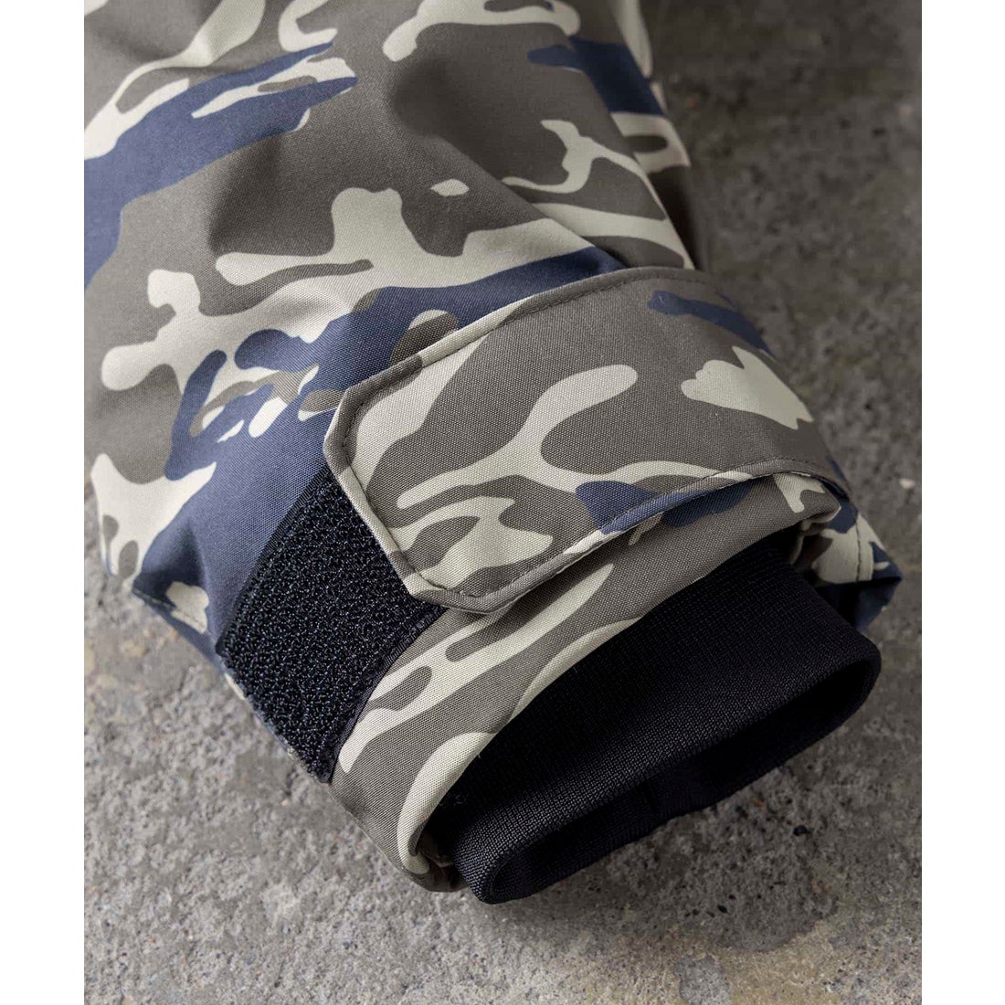 プラスフェニックス +phenix 【MENS】ゴアテックスダウンジャケット 
