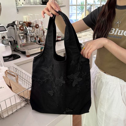 トートバッグ 蝶々 可愛い レディース ハンドバッグ カバン バッグ 大容量 刺しゅう 花柄 布 カバントート 手提げ （ブラック）｜詳細画像