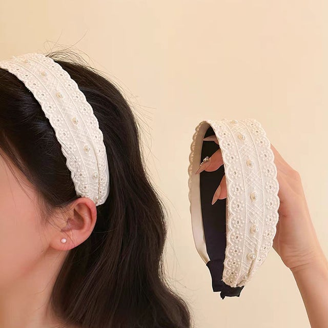 カチューシャ パール 花 幅広 大人 ヘアバンド ヘッドアクセサリー シック 細め 結婚式 二次会 ウェディング ストーン  レディース ドレス 上品 （Bパール）