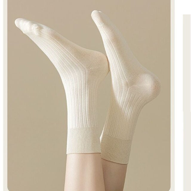 靴下 ソックス レディース アンクル 冷えとり靴下 蒸れない くつ下 socks フットウェア アンクルソックス  黒白 可愛い （Aアイボリー）