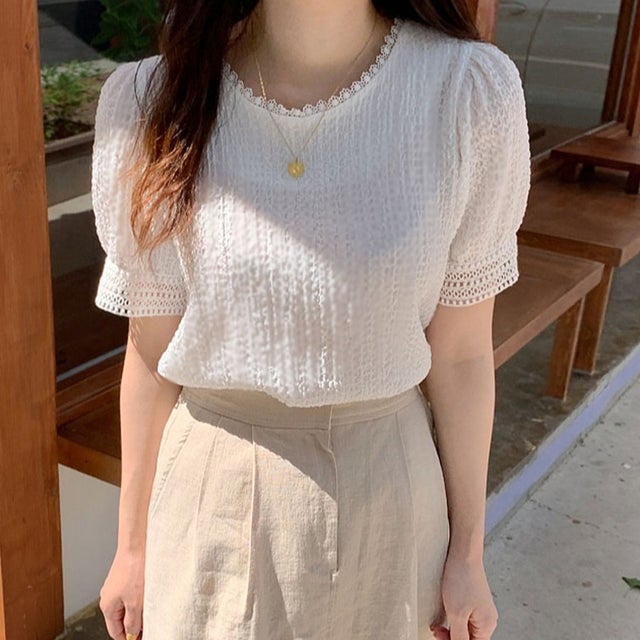 ブラウストップス 白 薄手 透かし編み Tシャツ レディース 半袖トップス 半袖カットソー おしゃれ 通勤 大人可愛い カジュアル （ホワイト）