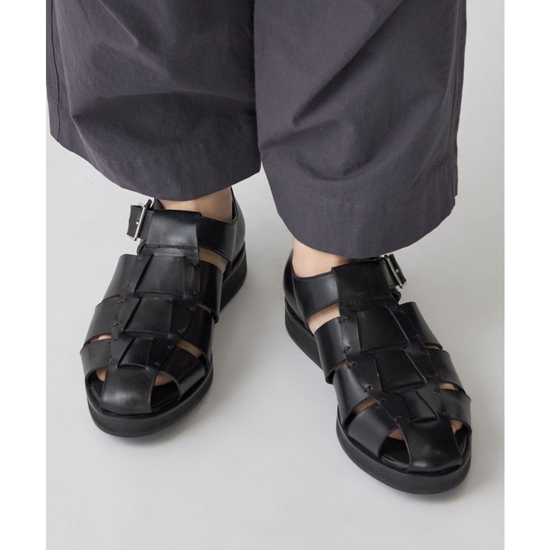極美品 SHIPS グルカサンダル ブラック レザー 28cm シップス SHIPS SHIPS: スムースレザー グルカ サンダル （ブラック