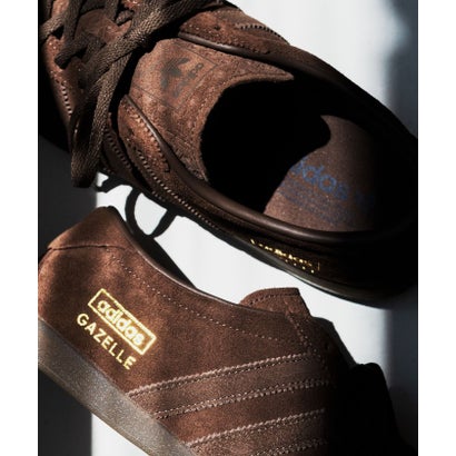 【SHIPS別注】adidas: GAZELLE LO PRO （ブラウン）｜詳細画像