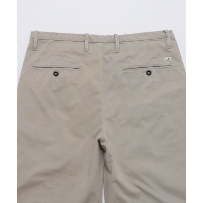 C.P.COMPANY: COTTON GABARDINE LOOSE PANTS （ベージュ系）｜詳細画像