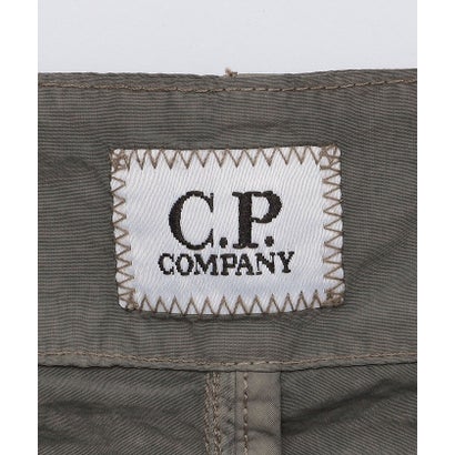シップス SHIPS C.P.COMPANY: FLATT NYLON LOOSE PANTS （チャコールグレー）｜詳細画像