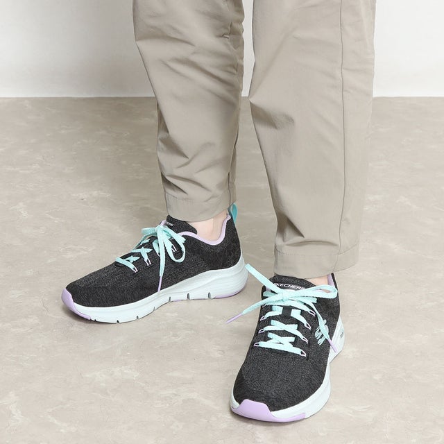 レディース ウォーキングシューズ ARCH FIT-COMFY WAVE 149414 （ブラック）