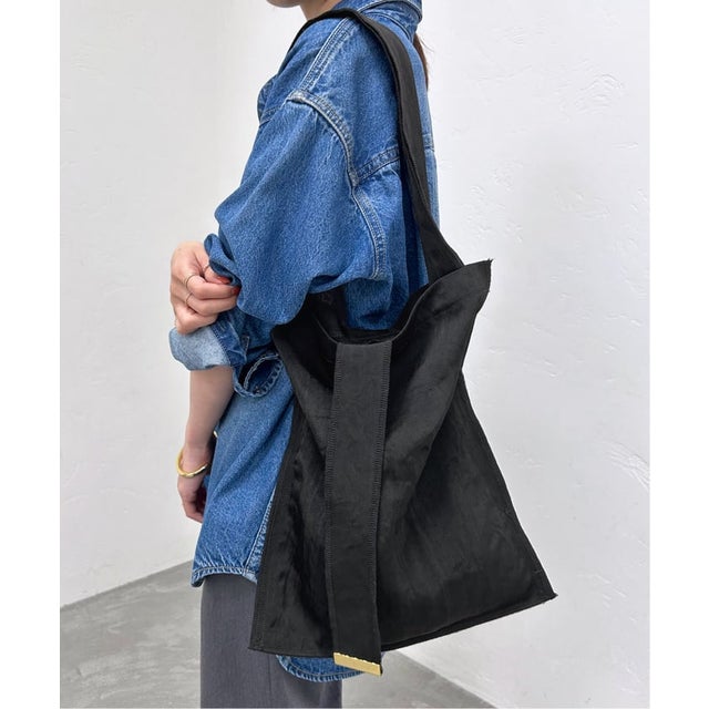 《追加10予約》ITTI/イッチ SLOBE別注 TOTE M （ブラック）