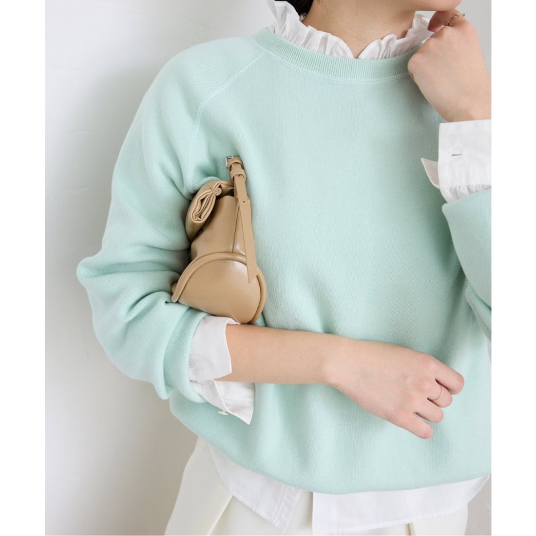 完売品【新品タグ付】SLOBE IENA　ミニフリルブラウス スローブ イエナ SLOBE IENA 《追加》ミニフリルブラウス （ブルー