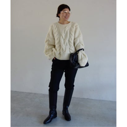 スローブ イエナ SLOBE IENA 《追加予約》+81BRANCA/ハチイチブランカ SLOBE別注 ケーブルハンドニット （ブラック）｜詳細画像