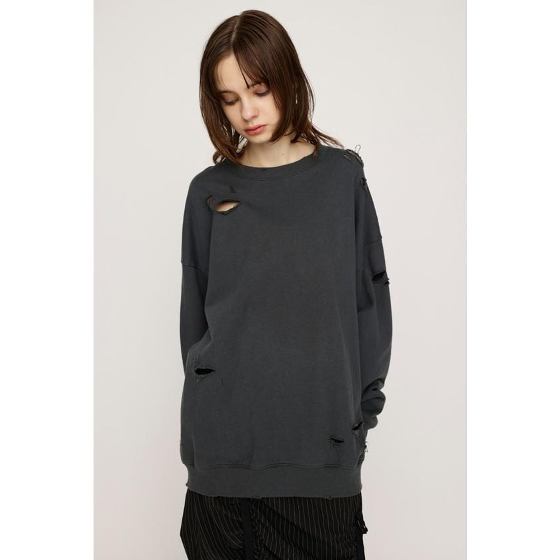 スライ SLY CRUSHED OVER SWEAT トップス （L/BLK1） -ファッション 