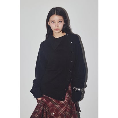 ASYMMETRY FRONT BUTTON トップス BLK｜詳細画像