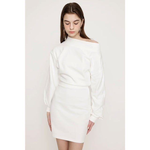 OFF SHOULDER SW ワンピース O/WHT1