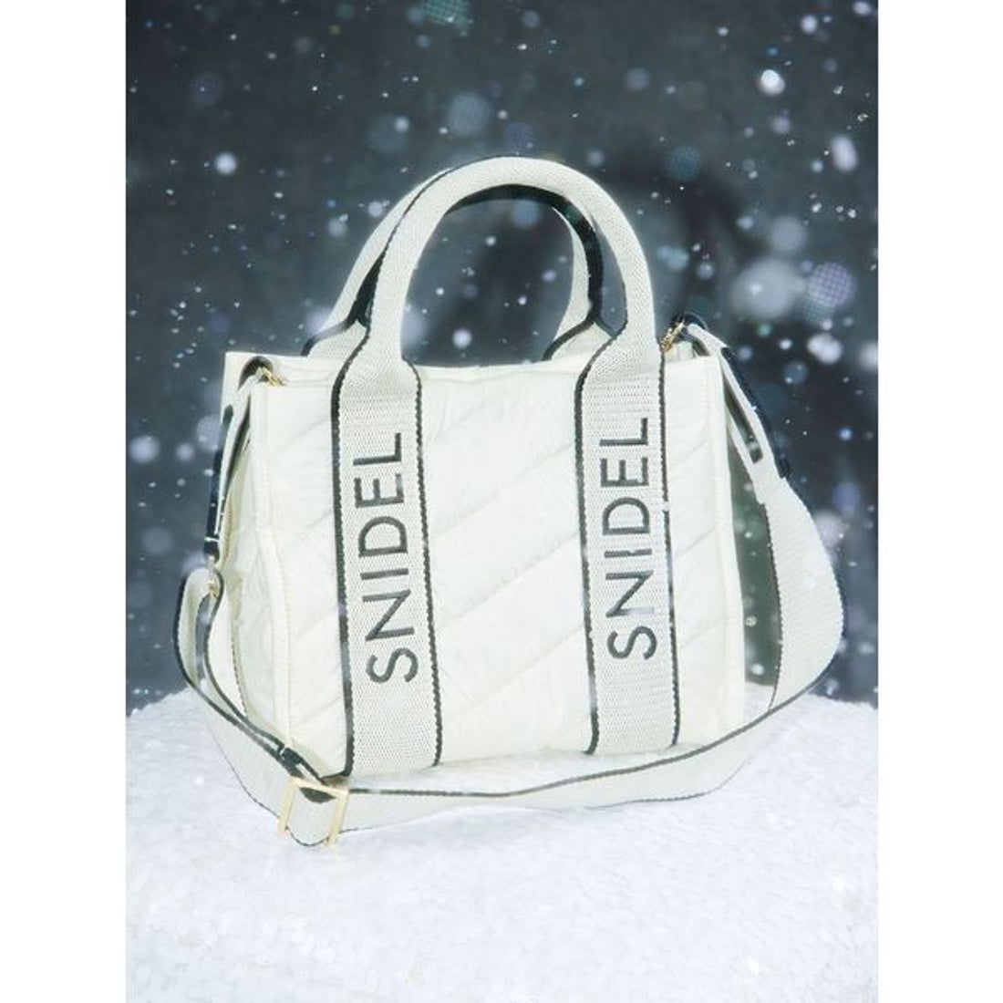 スナイデル SNIDEL キルティングロゴバッグ （BLK） -ファッション通販