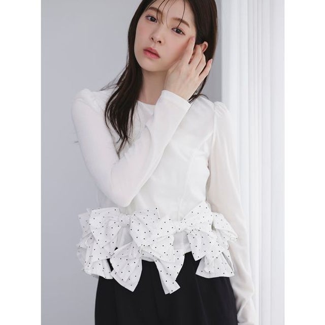 【WEB限定】リボンペプラムベロアトップス （WHT）