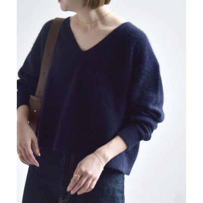 カランシエル quaranciel 《予約》〈手洗い可能〉フォックス ウール ミックス Vネック コンパクト ニット プルオーバー （ライトブルー）｜詳細画像