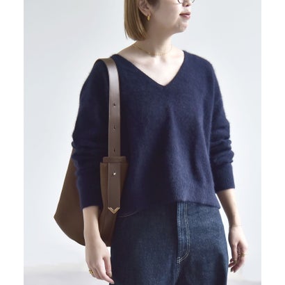 カランシエル quaranciel 《予約》〈手洗い可能〉フォックス ウール ミックス Vネック コンパクト ニット プルオーバー （チャコールグレー）｜詳細画像