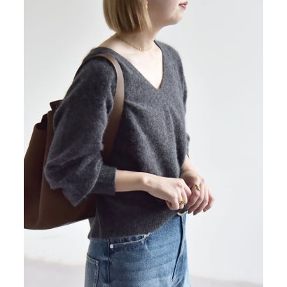カランシエル quaranciel 《予約》〈手洗い可能〉フォックス ウール ミックス Vネック コンパクト ニット プルオーバー （ナチュラル）｜詳細画像
