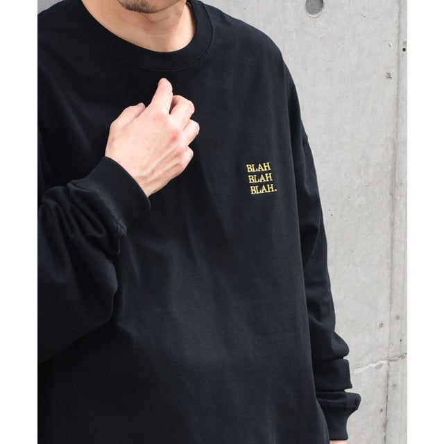 : BLAH BLAH BLAH.ワンポイント 刺繍 ルーズ Tシャツ (ロンT)◇ （ダークグレー）
