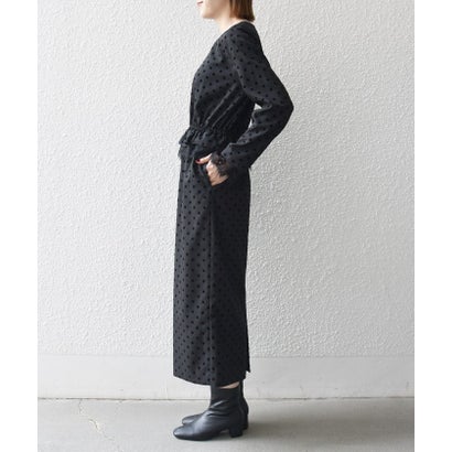 〈洗濯機可能〉フロッキー ドット レース ペプラム ワンピース ［NAVY BLUE］ （チャコールグレー）｜詳細画像