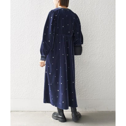 シップス エニィ SHIPS any 《追加予約》〈手洗い可能〉ポリエステル ベロア 刺繍 タック フレア ワンピース （ネイビー）｜詳細画像