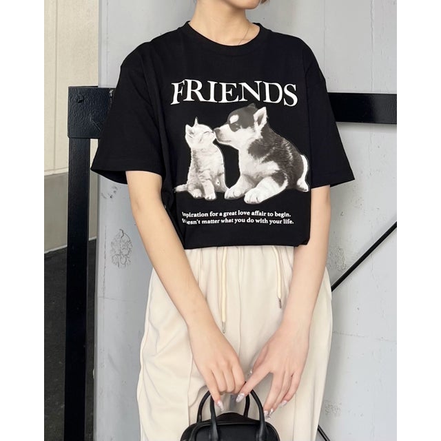 
                    FRIENDS シートプリントTシャツ （ブラック）