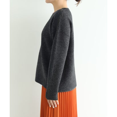 ヤク風ニットプルオーバー／Vネック （ダークチャコール）｜詳細画像