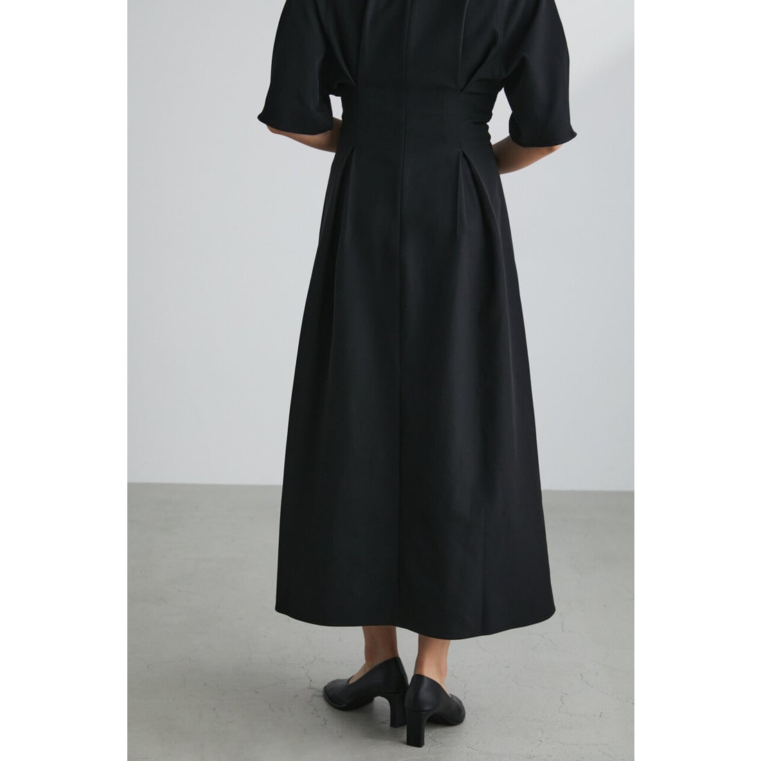 GW限定値下！【新品】STYLEMIXER タックワンピーススイムウェアMサイズ STYLEMIXER ウエストタックフレアワンピース MINT -ファッション通販
