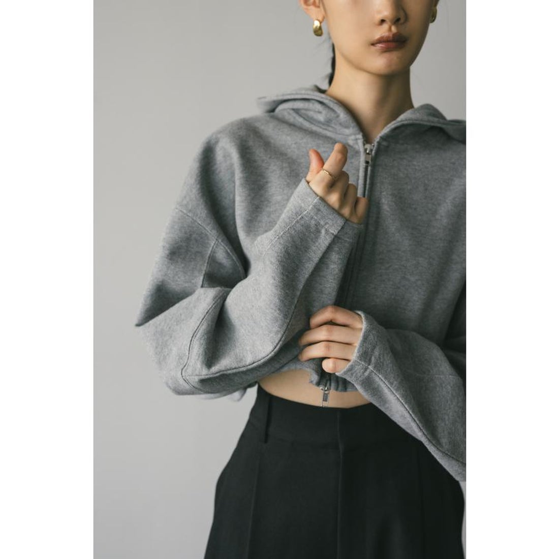 スタイルミキサー STYLEMIXER クロップドフーディー （T.GRY 