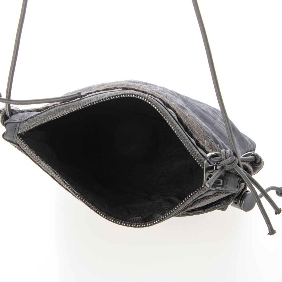 シュベック SVEC ナイロンミニショルダーバッグ （ブラック） -靴＆ファッション通販 ロコンド〜自宅で試着、気軽に返品