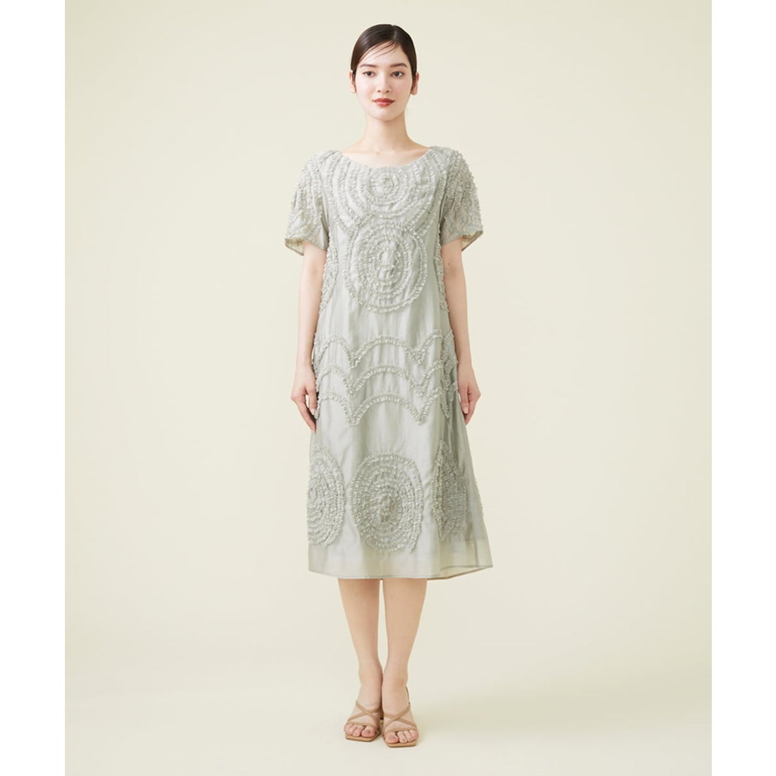 シビラ Sybilla サークル刺繍ドレス （ライトグレー） - ファッション 
